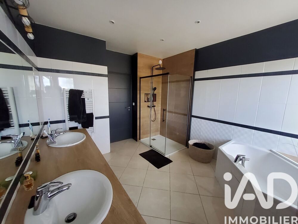 à vendre  Maison Angers (49000)
