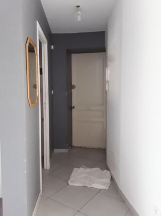  Appartement à louer 2 pièces 50 m²