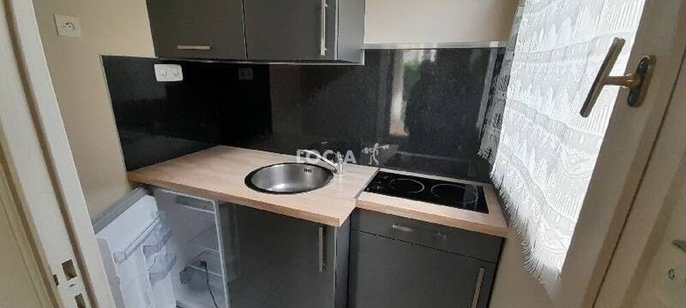 760€ cc / Mois - Spacieux STUDIO Meublé de 27 m² situé d....