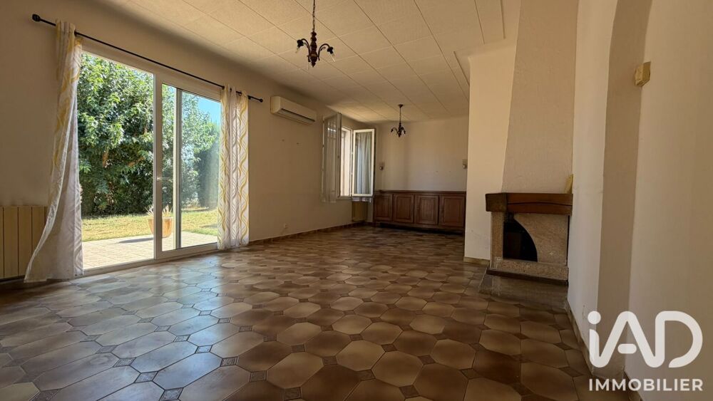Vente Maison Vente Maison traditionnelle 5 pièces Saint-saturnin-lès-avignon