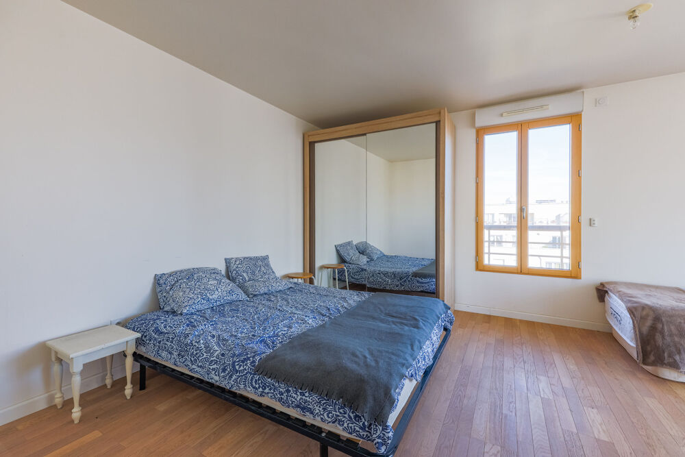 Vente Appartement Appartement 3 pièces - terrasse de 104m² - Tramway à 5 min Vitry-sur-seine