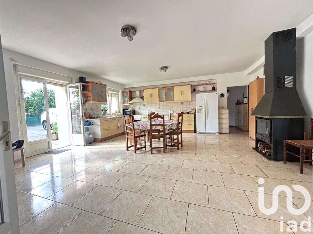 Maison 8 pièces 257 m² · à Saint-Michel-sur-Orge · 257 m² · 389 900 €