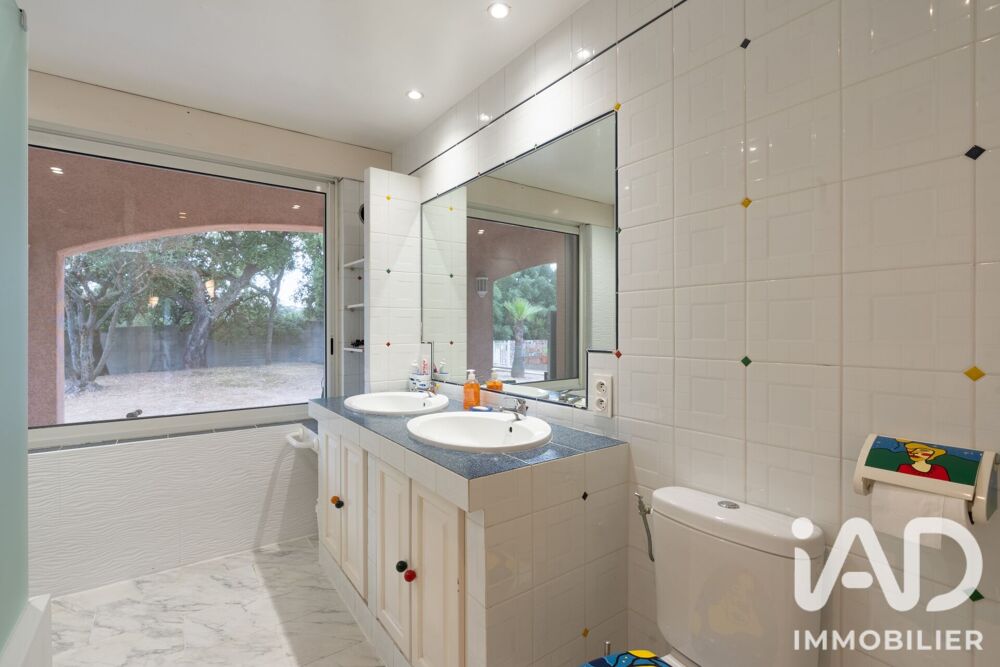 à vendre  Maison Roquebrune-sur-Argens (83520)