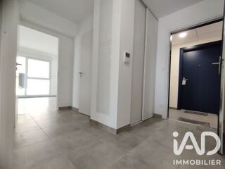  Appartement à louer 3 pièces 65 m²