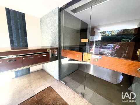   Location - 80 m² 