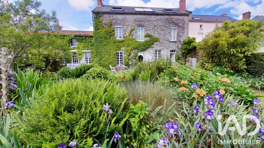 vente Maison - 8 pièce(s) - 206 m² Jallais (49510)