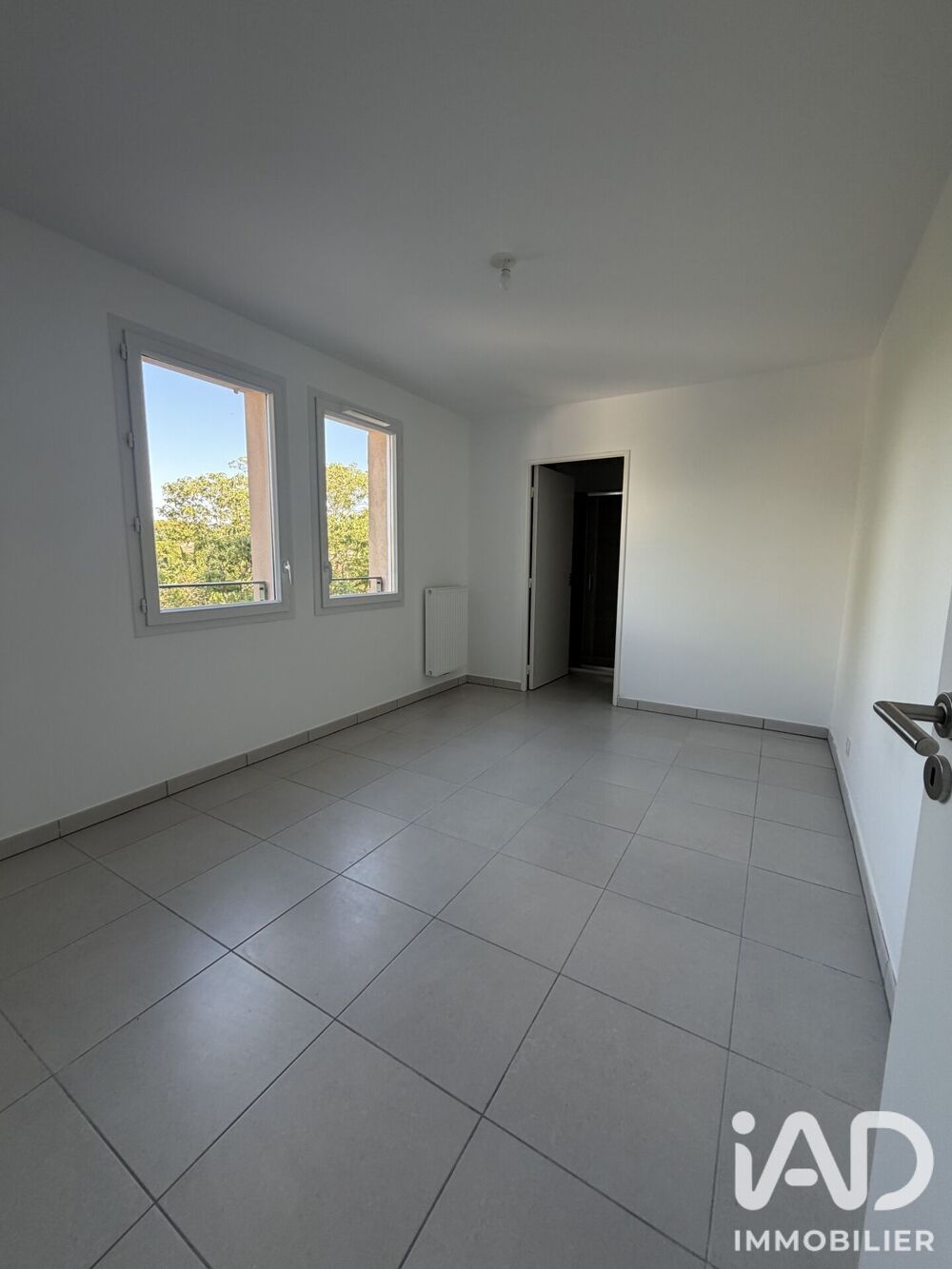 location Appartement - 2 pièce(s) - 37 m² Pélissanne (13330)