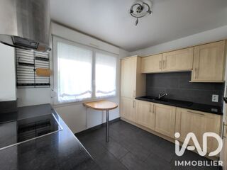 Appartement à louer 4 pièces 67 m²