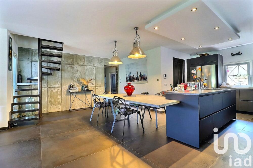 � vendre  Maison Ceyreste (13600)