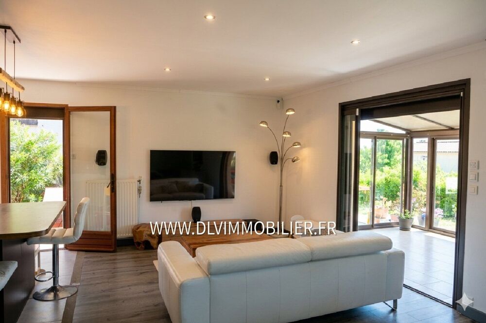 Maison plain-pied 106 m², 3 ch + garage + cave