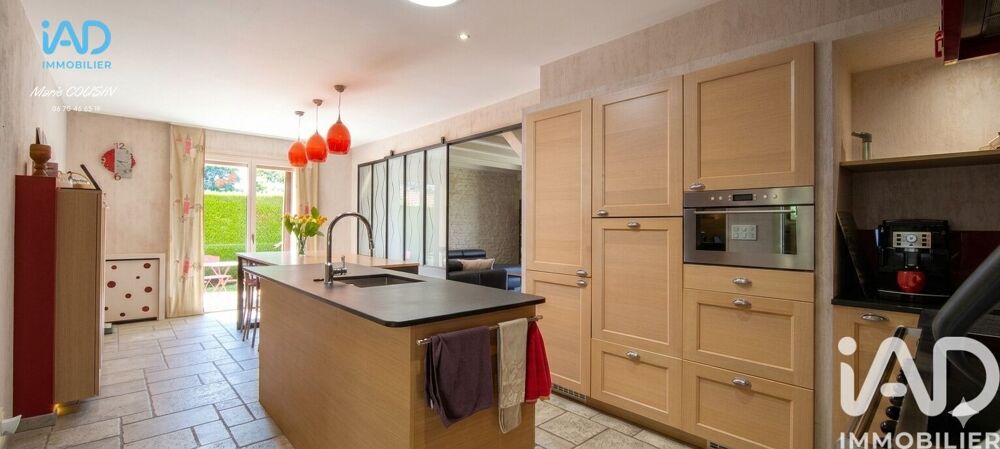 Maison 6 pièces 135 m² · à L'Oie · 135 m² · 299 990 €