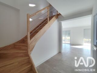  Maison à louer 5 pièces 129 m²