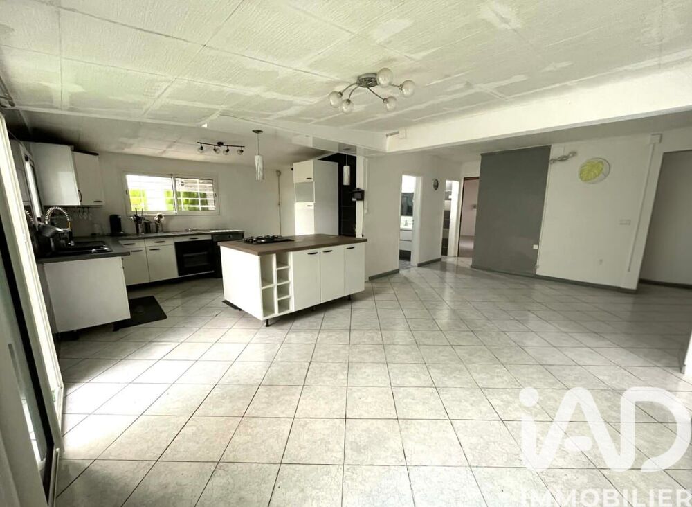Vente Maison Vente Maison/villa 5 pièces L'Étang-salé