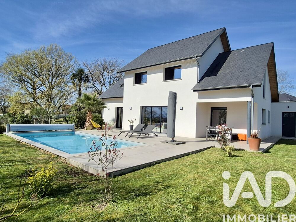 Vente Maison Vente Maison d'architecte 7 pièces Serres-castet