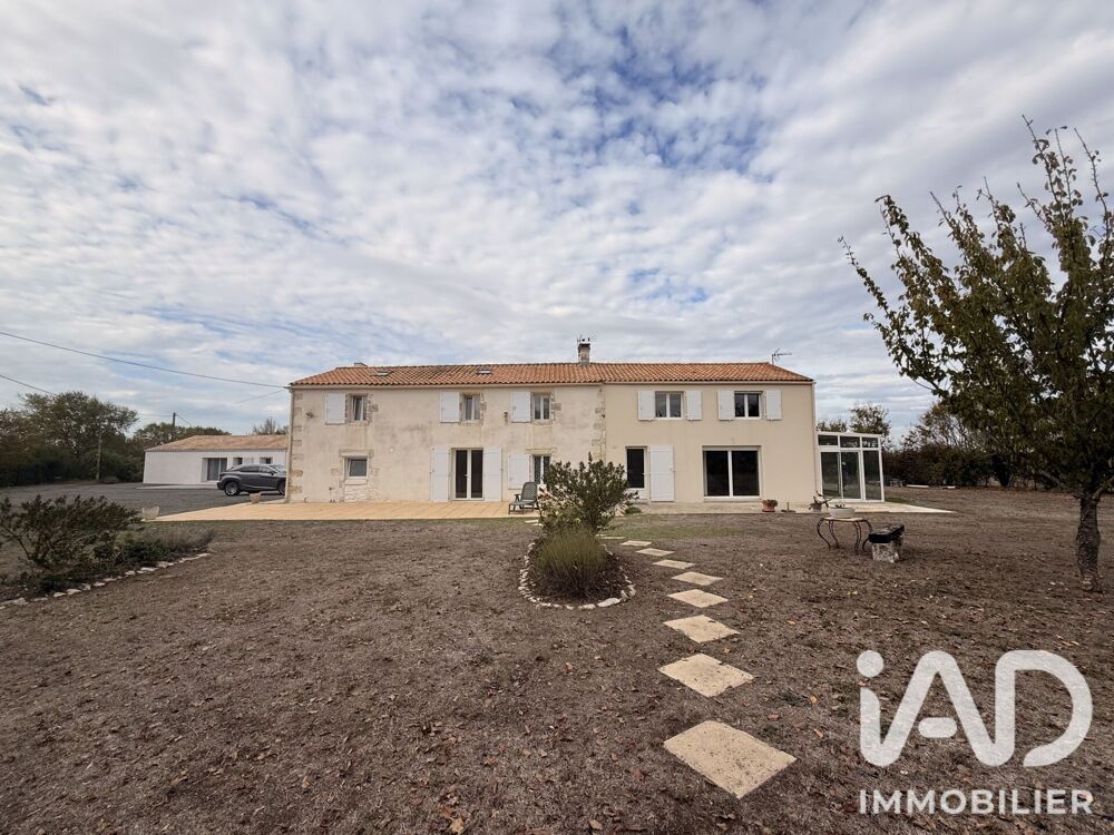 Vente Maison Vente Maison/villa 10 pièces Loire-les-marais