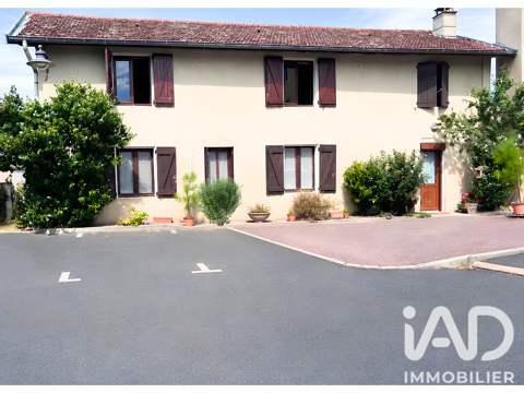   Vente Maison de village 5 pièces Maison - 5 pièce(s) - 130 m²