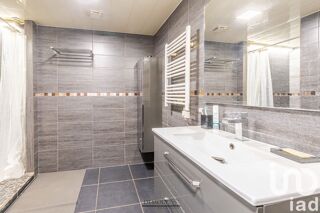  Immeuble à vendre 310 m²