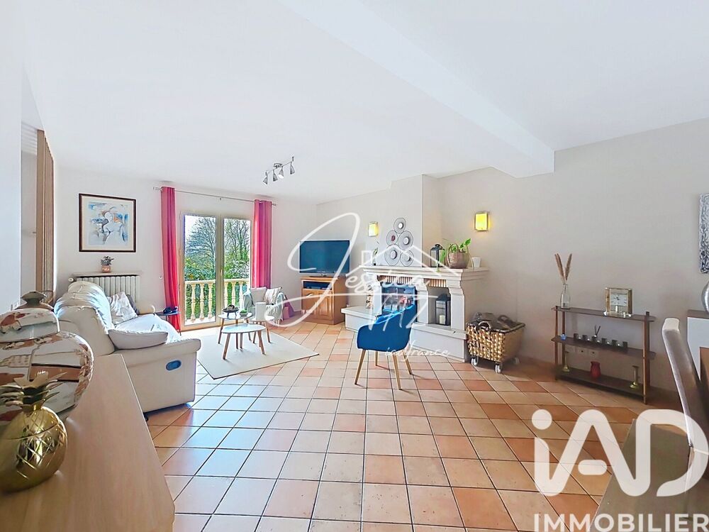 Vente Maison Vente Maison traditionnelle 6 pièces Dammartin-en-goële