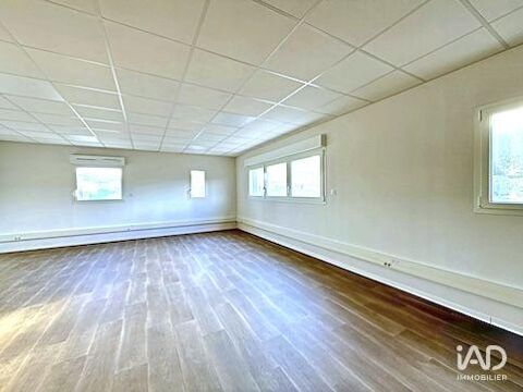   Vente Bureaux 68 m&sup2; 