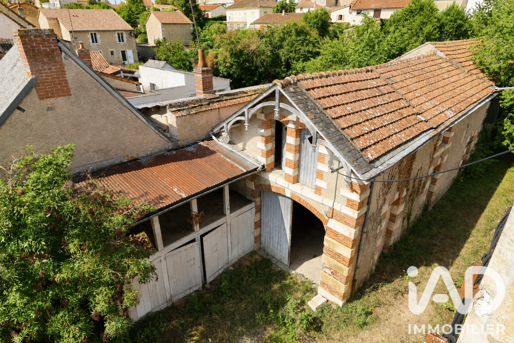 Vente Maison Vente Maison de ville 12 pièces Saint-savin