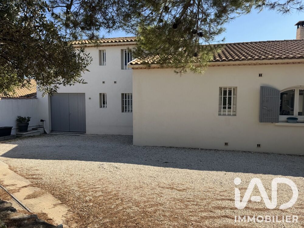 Vente Maison Vente Maison traditionnelle 6 pièces Lançon-provence