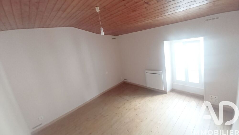 Vente Maison Vente Maison de ville 4 pièces Le poiré-sur-vie