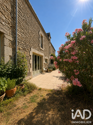  Maison à vendre 8 pièces 331 m²