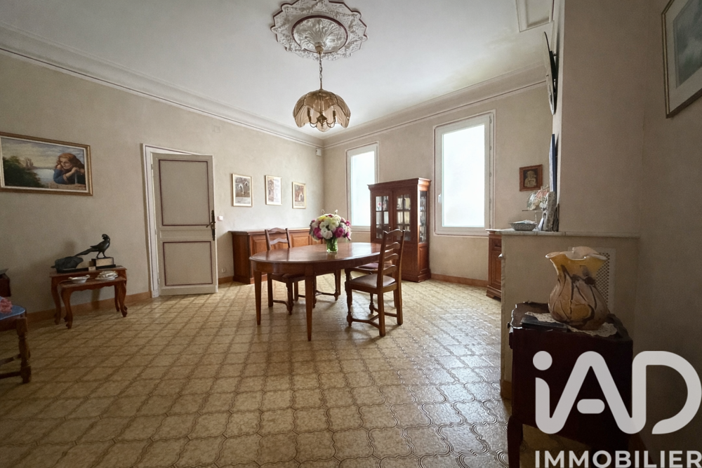 Vente Maison Vente Maison de ville 8 pièces Saint-médard-de-guizières