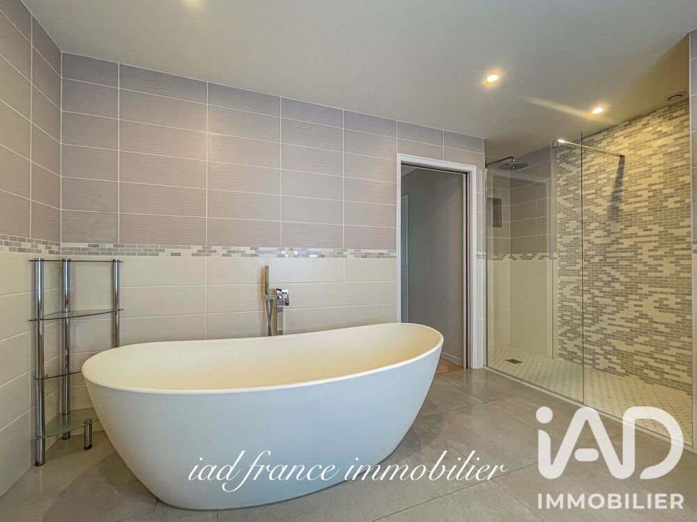 à vendre  Maison Noisy-le-Roi (78590)