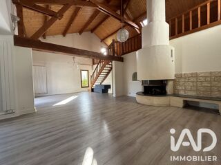  Maison à louer 6 pièces 163 m²