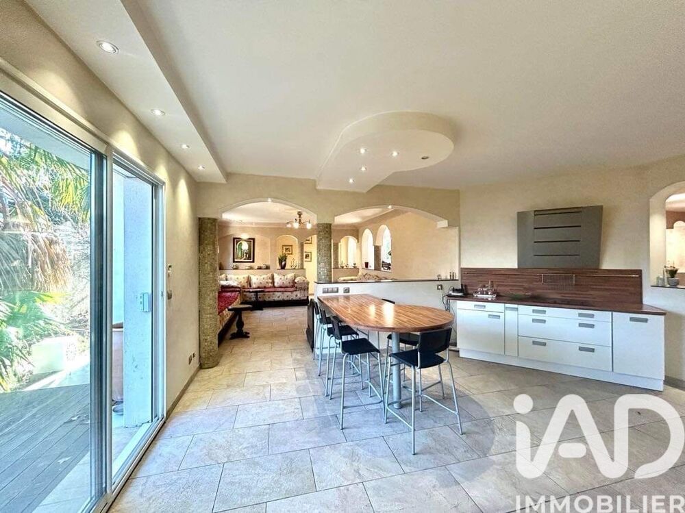 Vente Maison Vente Maison traditionnelle 11 pièces Saint-jean-de-védas