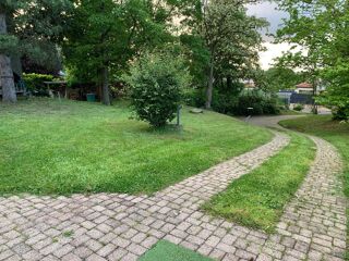  Terrain � vendre 700 m�