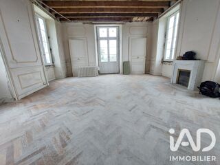  Maison à vendre 15 + pièces 325 m²