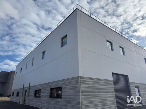iad France - Claire Delgado () vous propose : BUREAUX... 1907 83870 Signes
