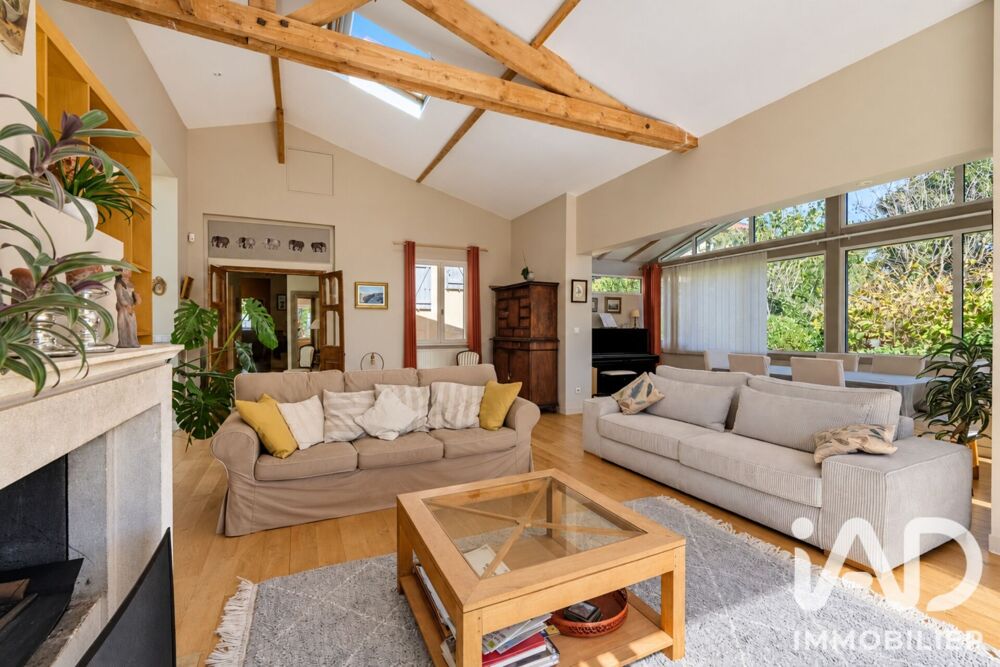 Vente Maison Vente Maison traditionnelle 9 pièces L'Étang-la-ville