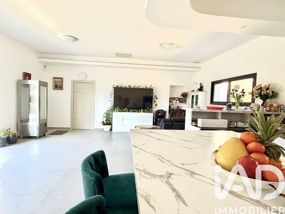 Vente Maison Vente Maison/villa 5 pièces Nîmes