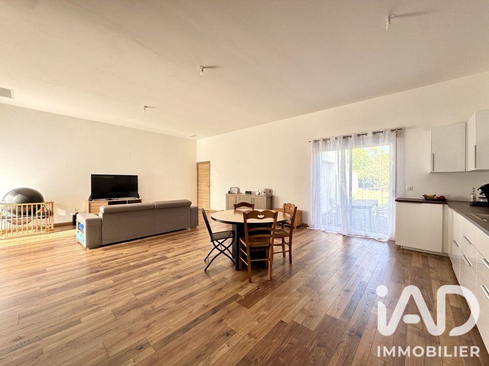 Vente Maison Vente Maison/villa 4 pièces Villeneuve-la-comtesse