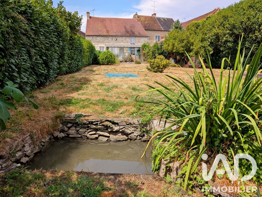 Maison 4 pièces 136 m² · à Saint-Denis-de-Jouhet · 136 m² · 99 000 €