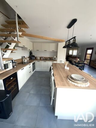 Maison à vendre 8 pièces 210 m²