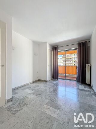  Appartement à louer 3 pièces 69 m²