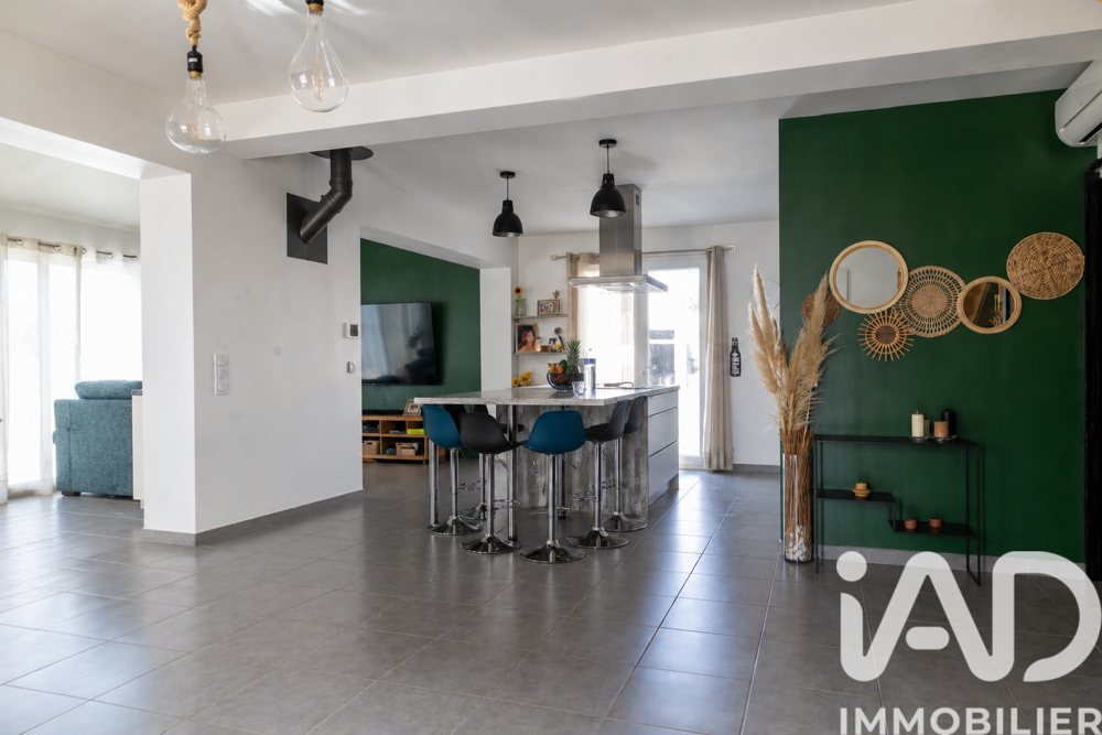 Vente Maison Vente Maison traditionnelle 7 pièces Saint-jean-lasseille