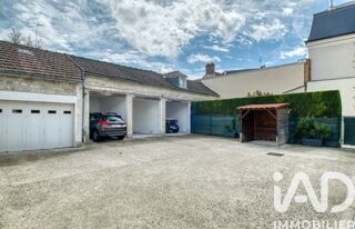  Maison à vendre 15 + pièces 432 m²