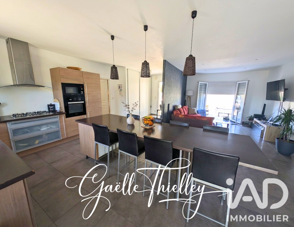 Maison 4 pièces 95 m² · à Dampierre · 95 m² · 270 000 €