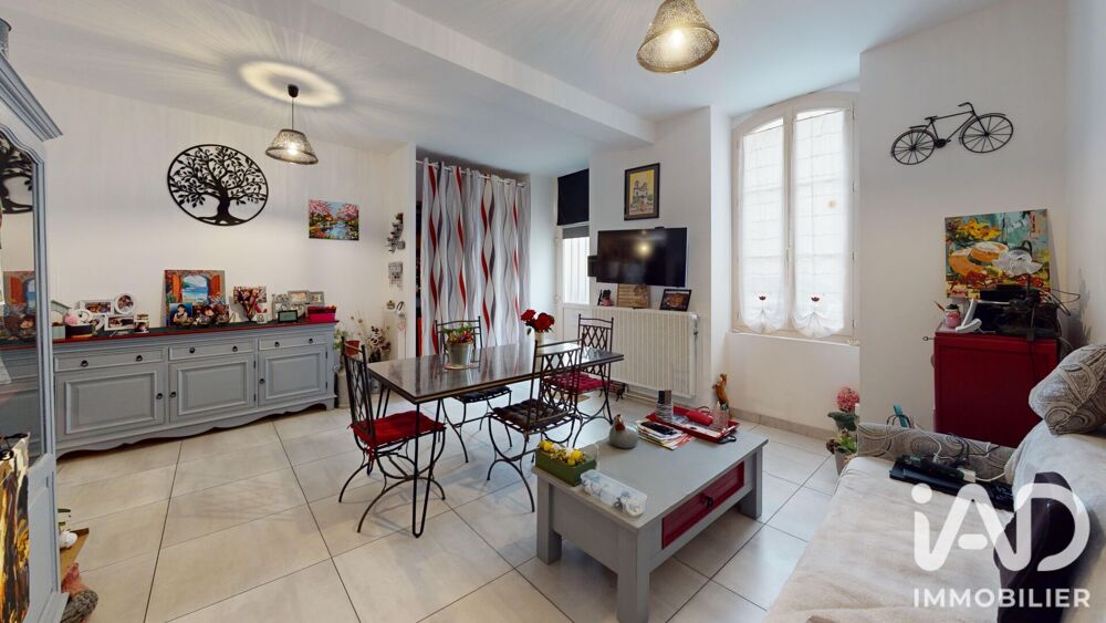 Vente Maison Vente Maison/villa 7 pièces Saint-jean-d'angély
