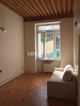  Appartement à louer 1 pièce 33 m²