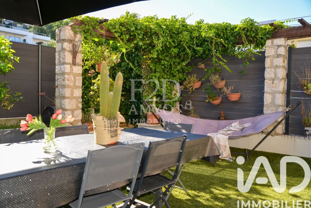 à vendre  Appartement Saint-Laurent-du-Var (06700)
