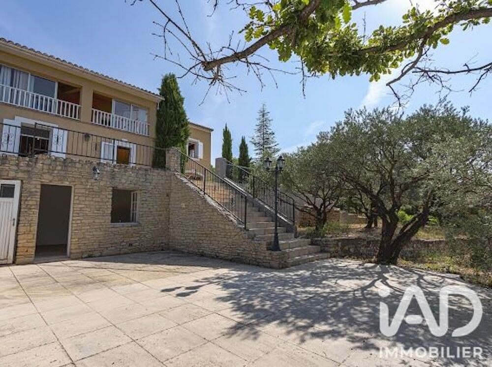 Vente Maison Vente Maison/villa 7 pièces Saint-saturnin-lès-apt