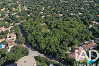  Terrain à vendre 935 m²