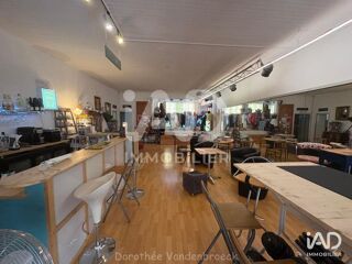  Immeuble à vendre 7 pièces 900 m²