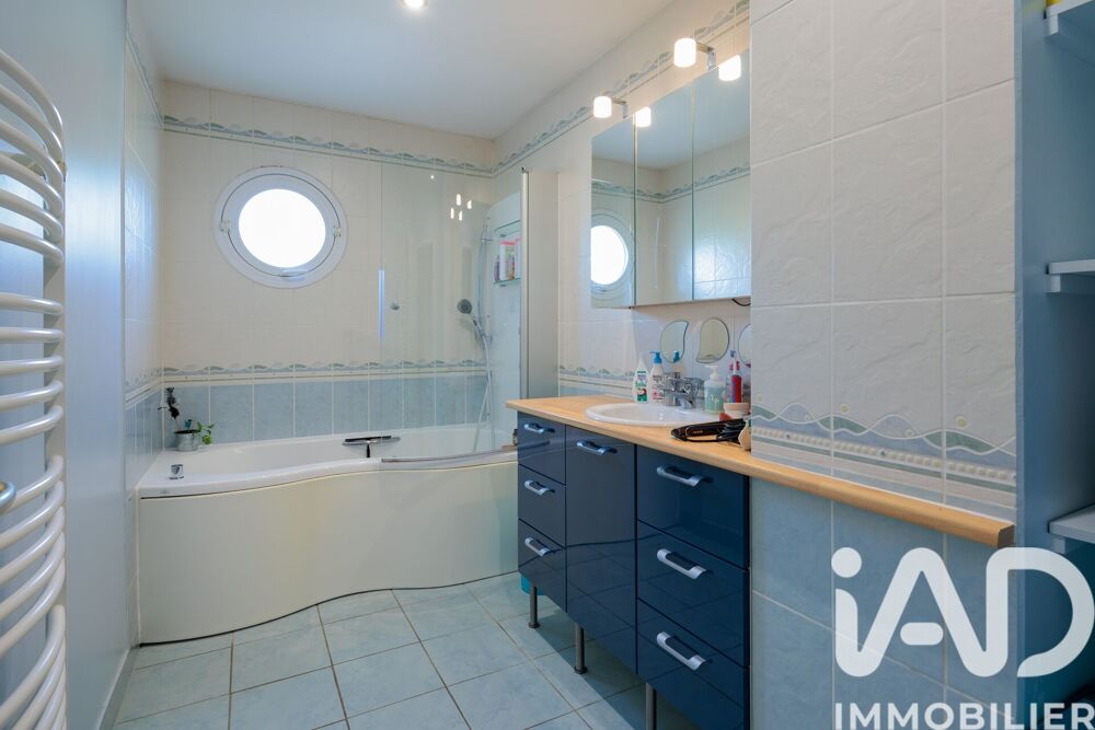 à vendre  Maison Saint-Genis-les-Ollières (69290)